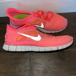 Nike Free Run Sneakers